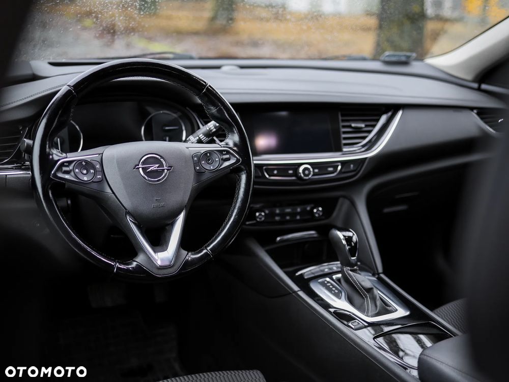 Opel Insignia 2.0 CDTI Innovation S&S - 26