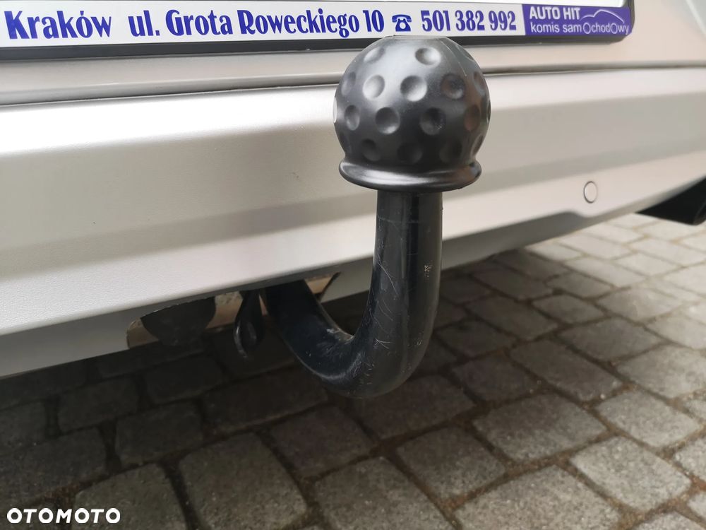 Volvo V40 T4 Powershift Kinetic - 27