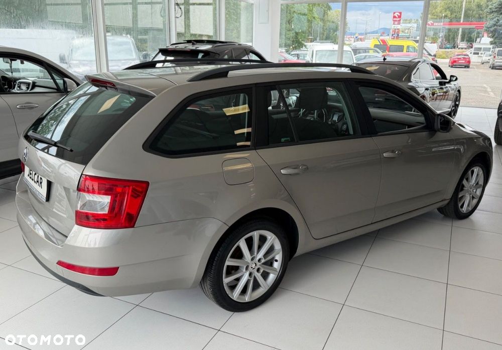 Skoda Octavia 2.0 TDI Style - 7
