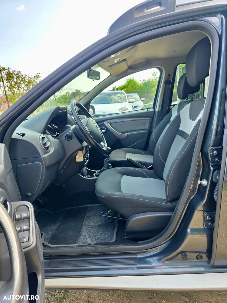 Dacia Duster dCi 110 FAP 4x2 Laureate - 6
