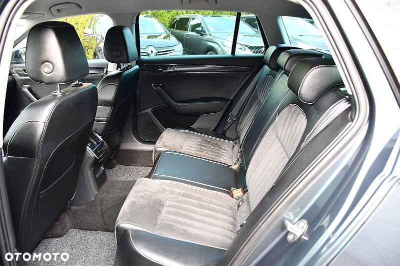 Skoda Superb 2.0 TDI DSG Style - 22