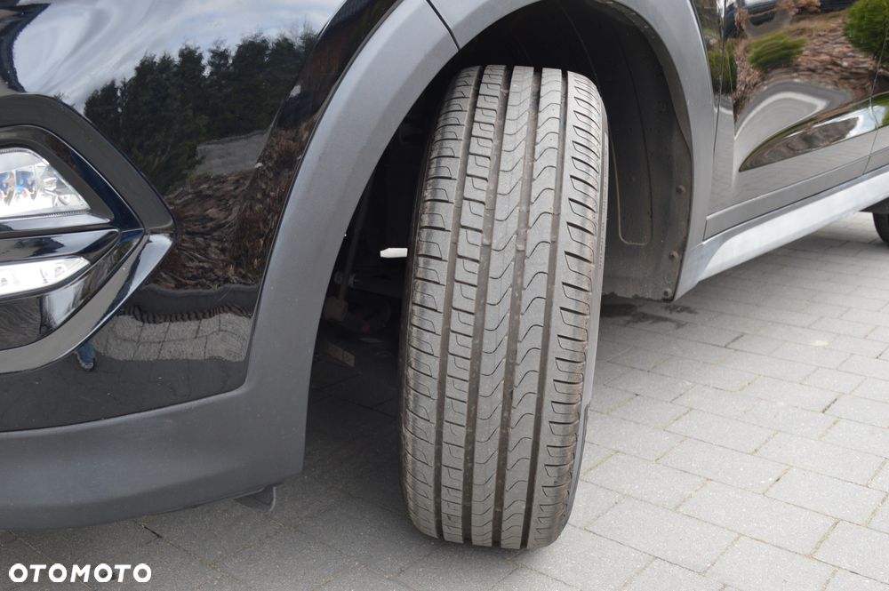 Hyundai Tucson blue 1.7 CRDi 2WD Advantage - 35