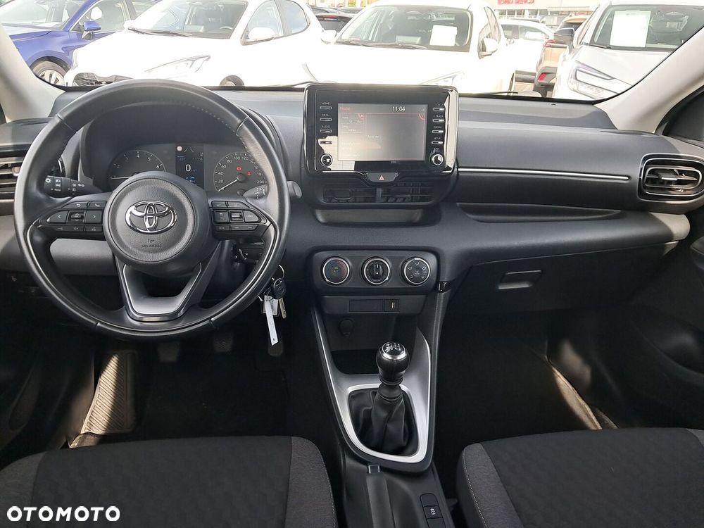 Toyota Yaris - 15