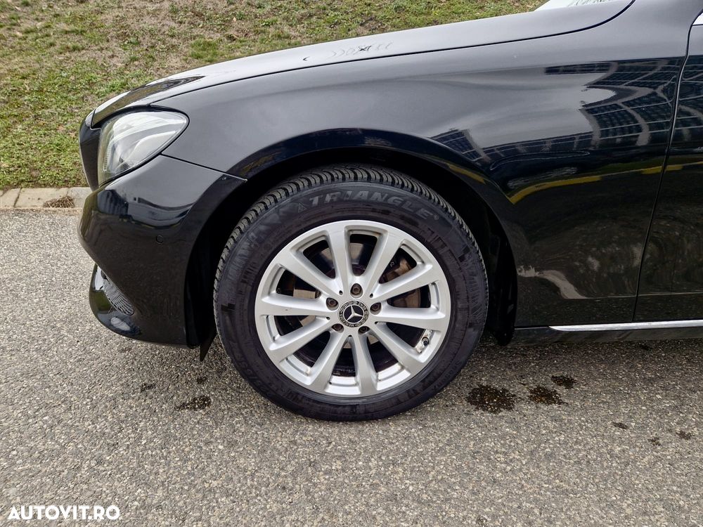 Mercedes-Benz E 220 d 9G-TRONIC Avantgarde - 2