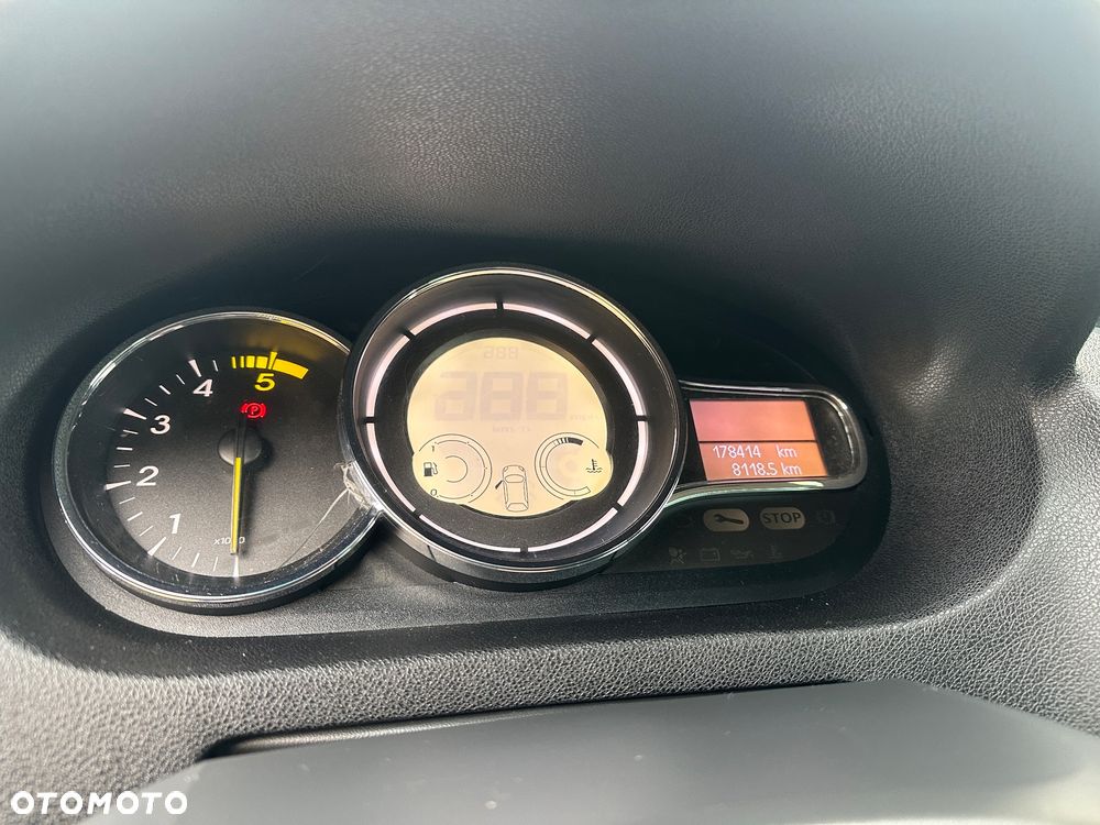 Renault Megane dCi 110 FAP EDC Dynamique - 24