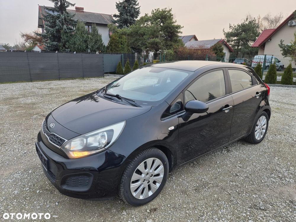 Kia Rio - 14