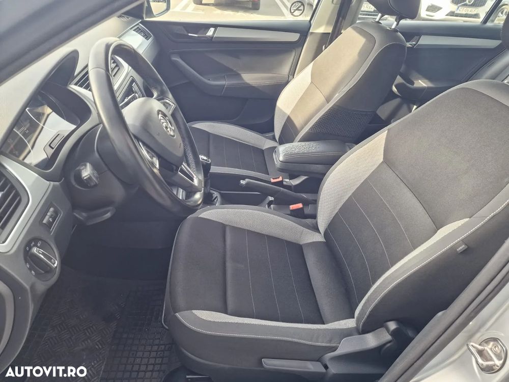 Skoda RAPID 1.0 TSI Style - 10