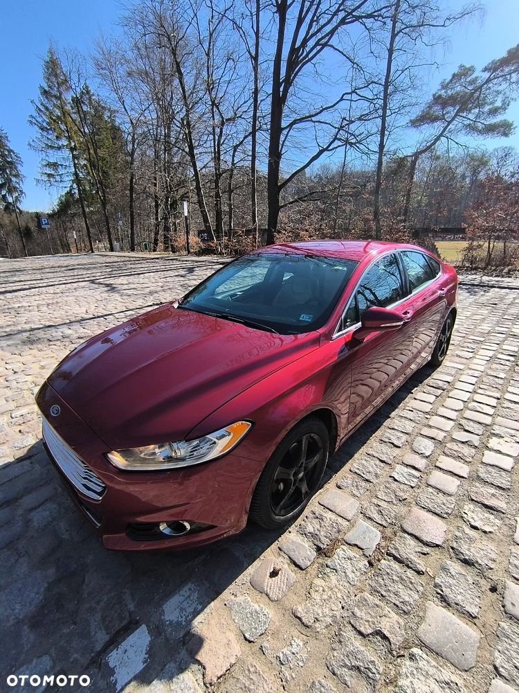 Ford Fusion - 2