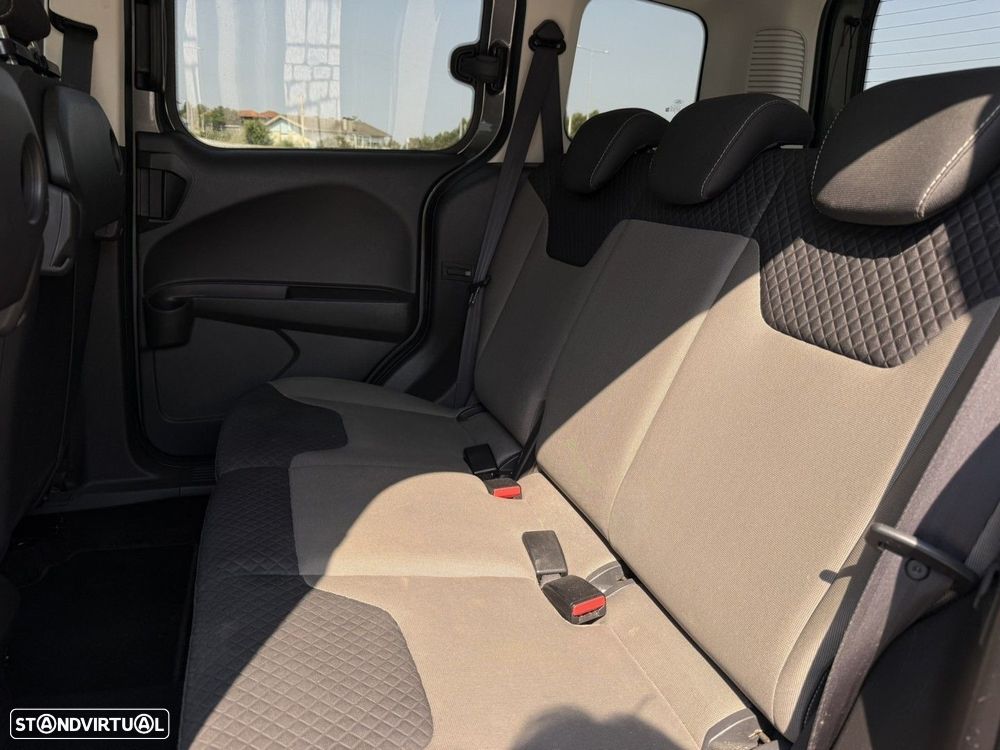 Ford Tourneo Courier 1.0 EcoBoost S&S Trend — fotografia 12