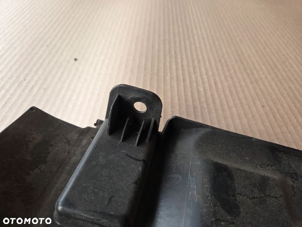 Kierownica powietrza lewa Peugeot  308 T9 LIFT - 3