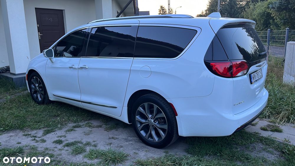 Chrysler Pacifica - 7