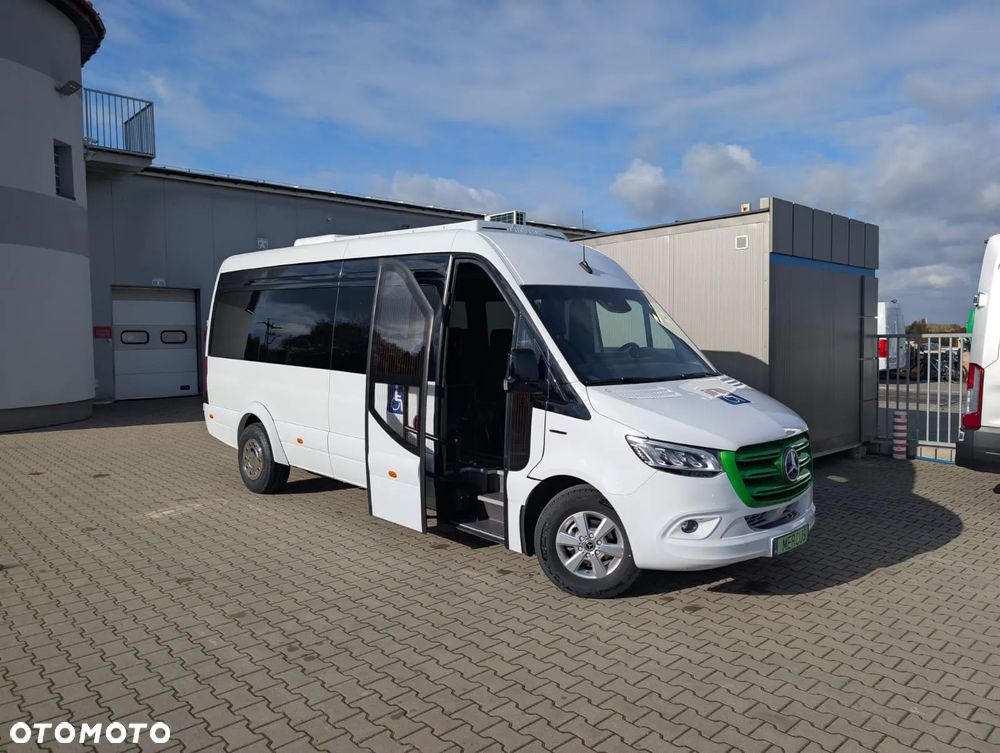 Mercedes-Benz eSprinter - 2
