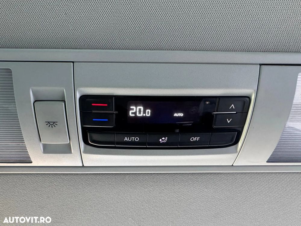 Volkswagen Caravelle 2.0 TDI 110 kW KR Comfortline DSG - 32