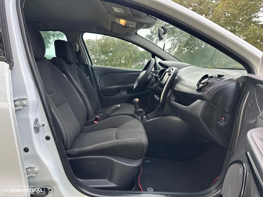 Renault Clio Sport Tourer 1.5 dCi Dynamique S 82g - 11