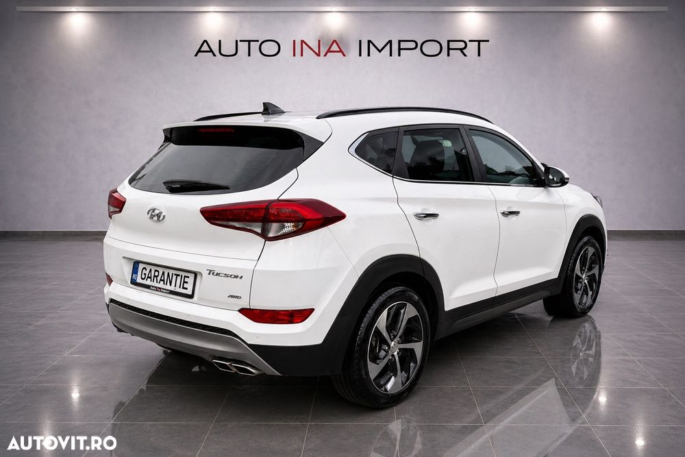 Hyundai Tucson - 2