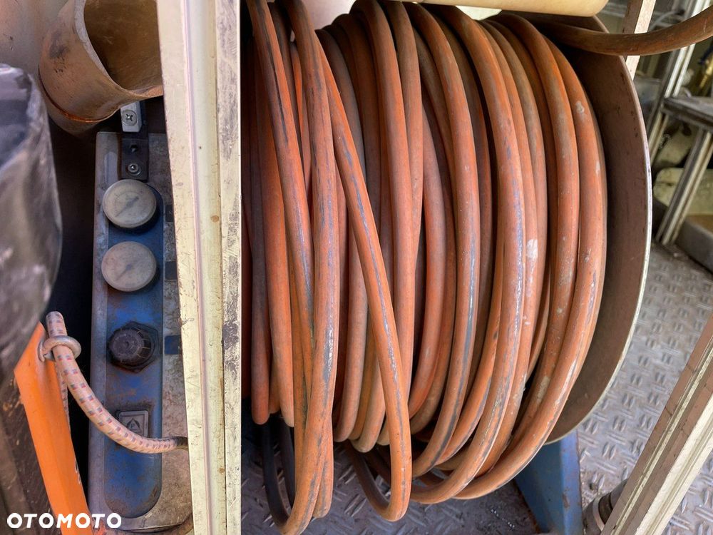 Mercedes-Benz Sprinter - 5