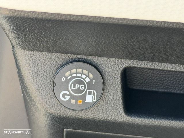 Renault Clio 1.0 TCe Limited Bi-Fuel - 23