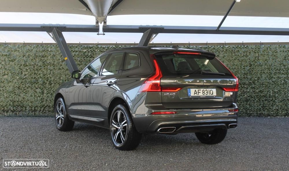 Volvo XC 60 2.0 T6 PHEV R-Design AWD - 4