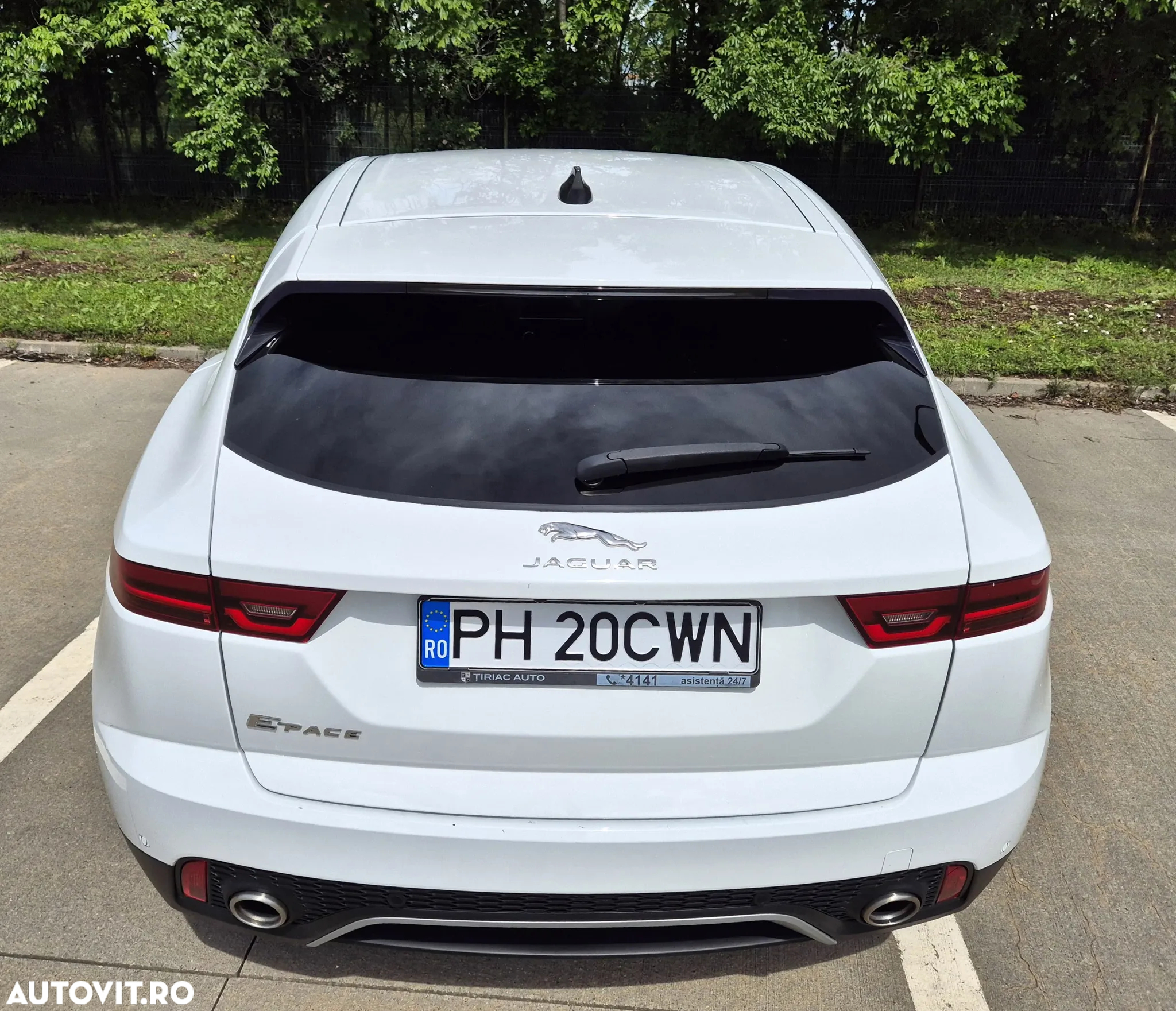 Jaguar E-Pace D150 AWD SE - 12
