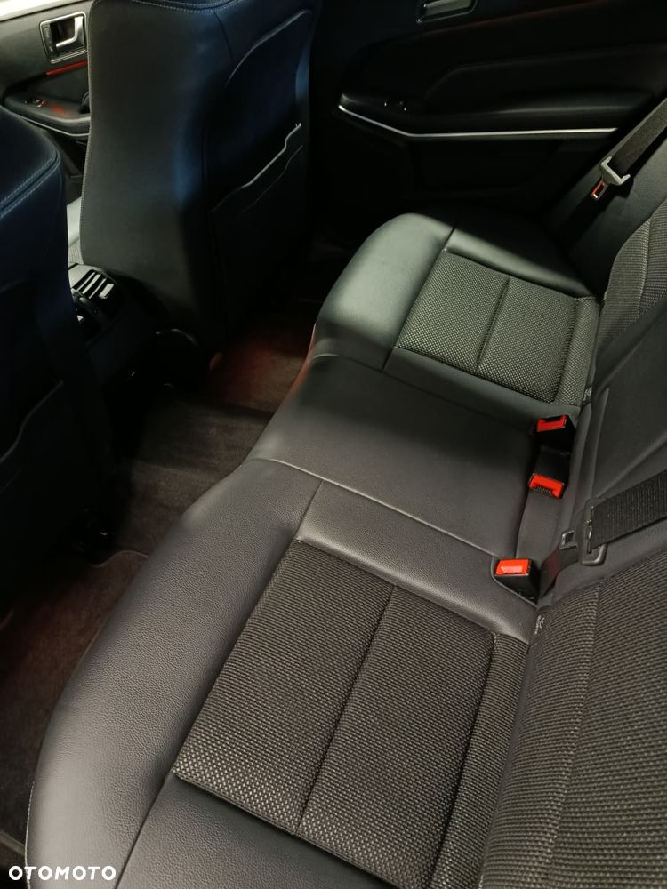 Mercedes-Benz Klasa E 200 CDI DPF BlueEFFICIENCY Automatik Avantgarde - 17