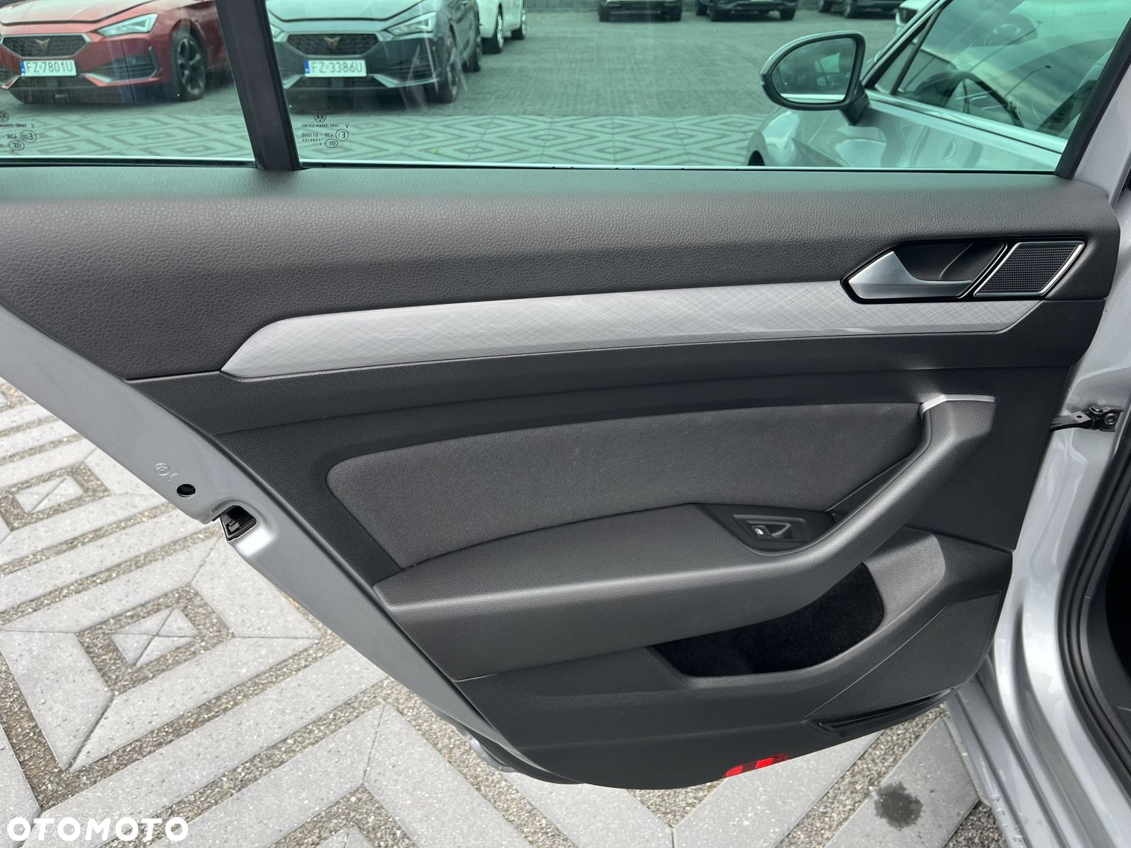 Volkswagen Passat 2.0 TDI EVO Business DSG - 19