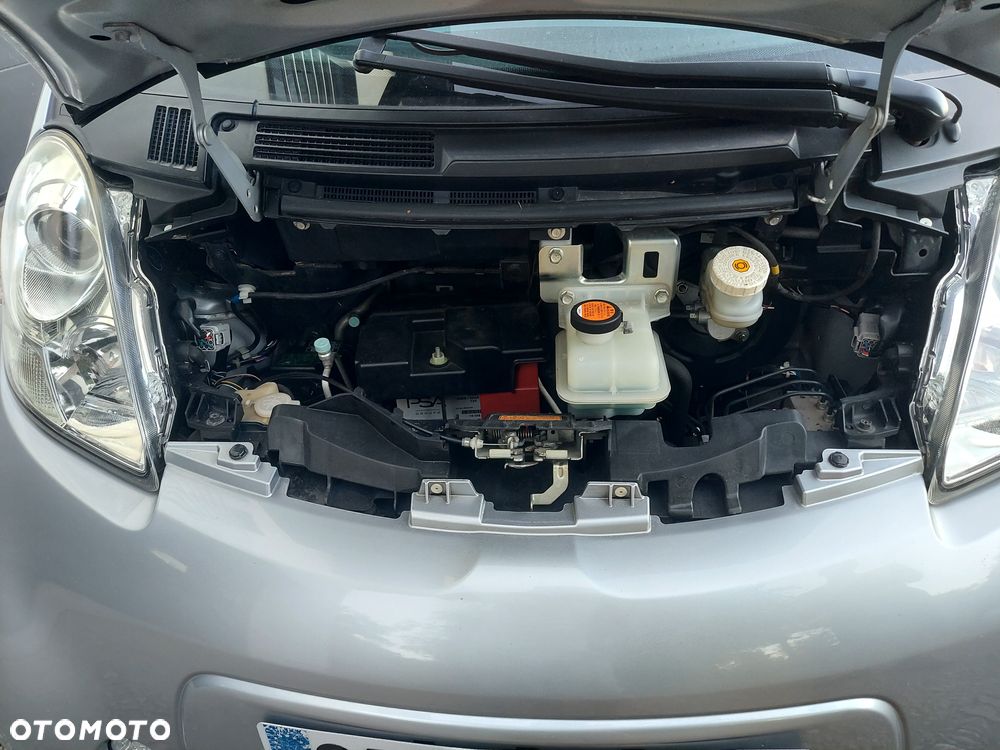 Peugeot iOn Standard - 13