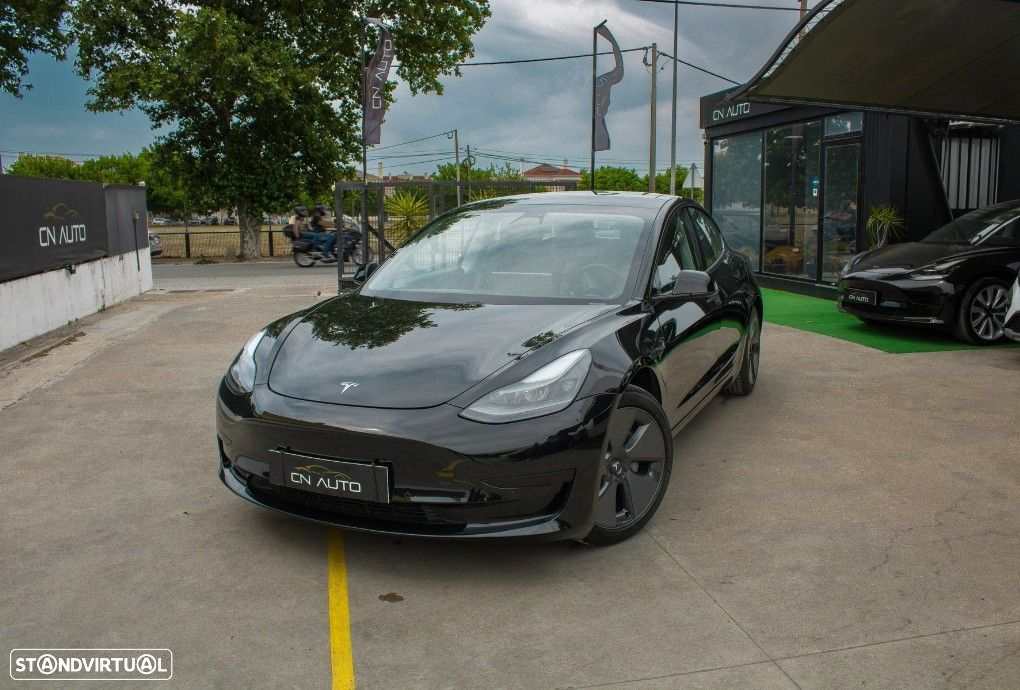 Tesla Model 3 Standard Range Plus RWD - 2
