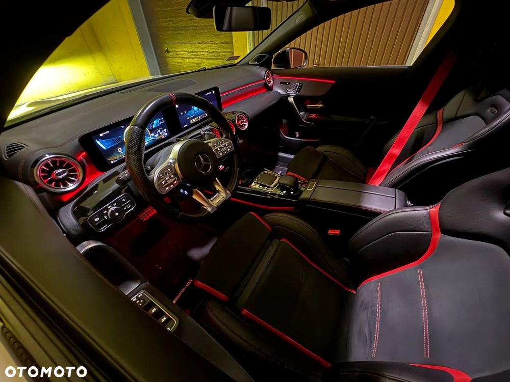 Mercedes-Benz CLA AMG 35 4-Matic 7G-DCT - 20