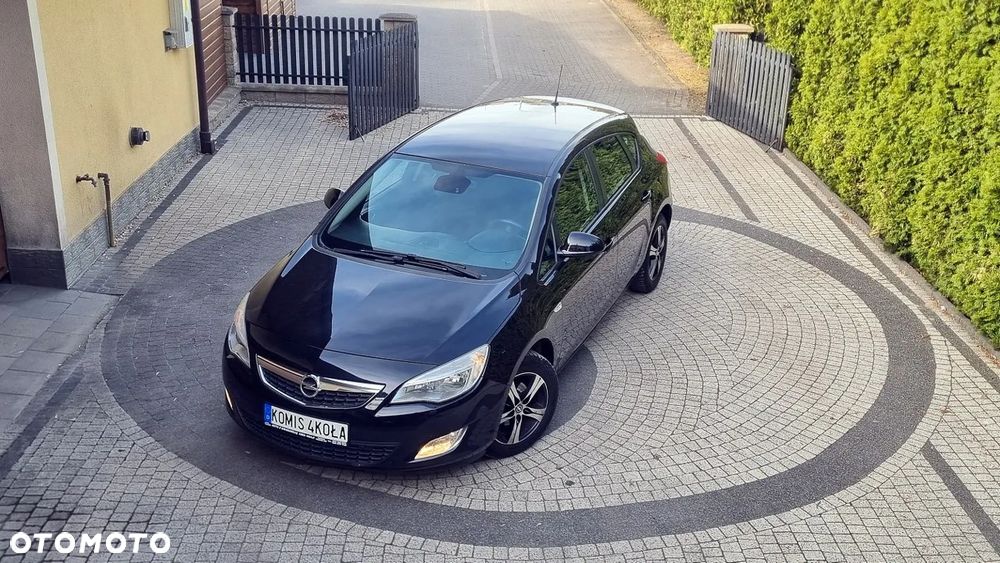 Opel Astra - 16