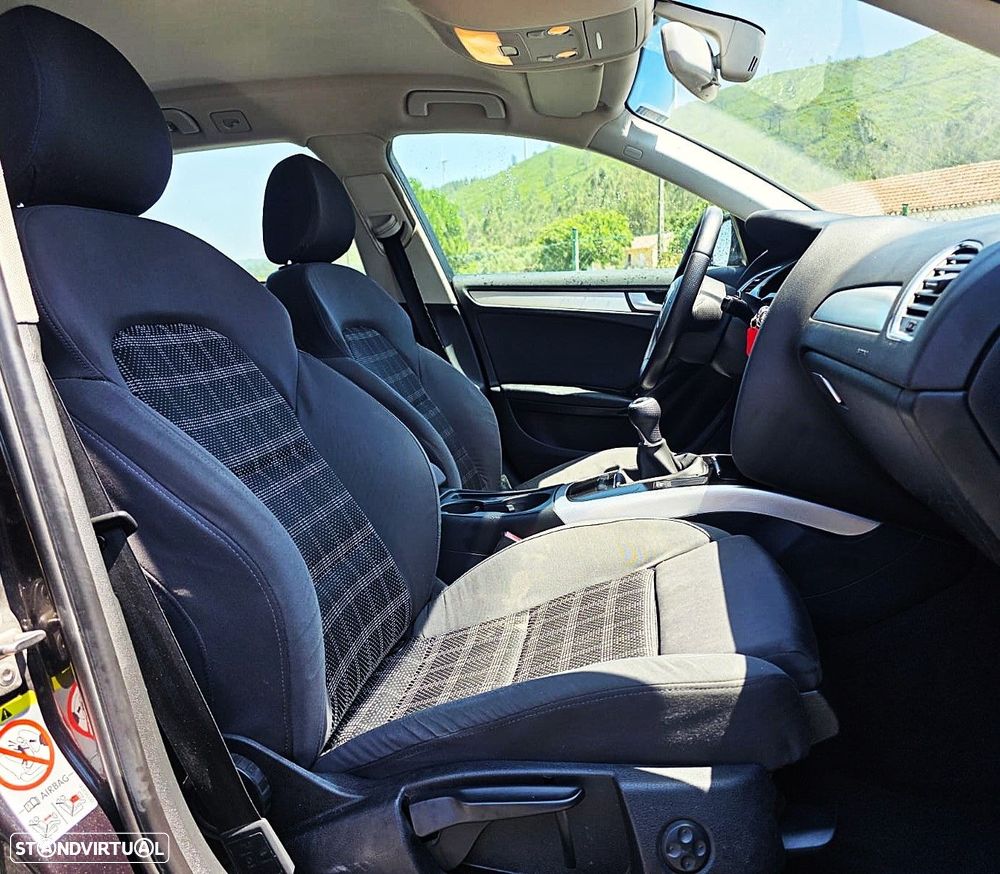 Audi A4 Avant 2.0 TDI exclusive - 13