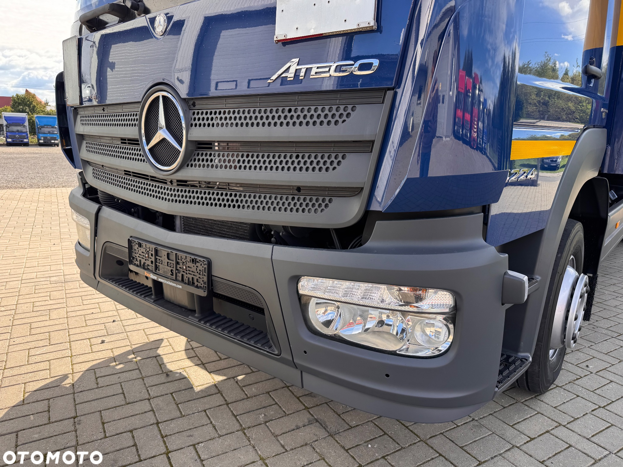 Mercedes-Benz ATEGO - 37