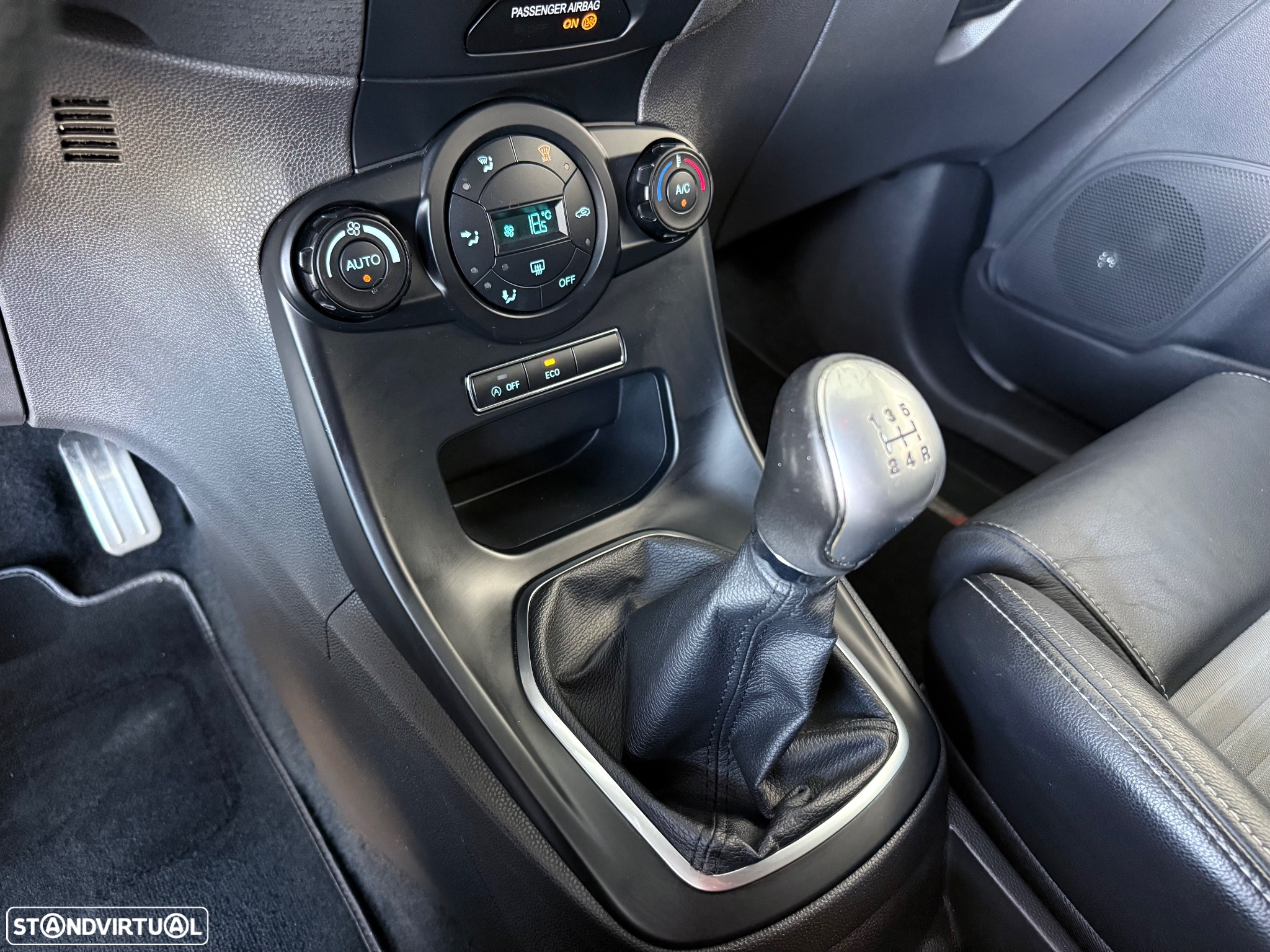 Ford Fiesta 1.0 T EcoBoost STLine - 18