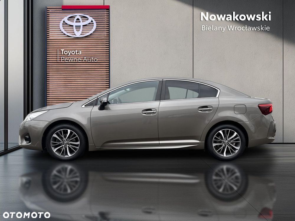 Toyota Avensis 1.8 Premium MS - 4