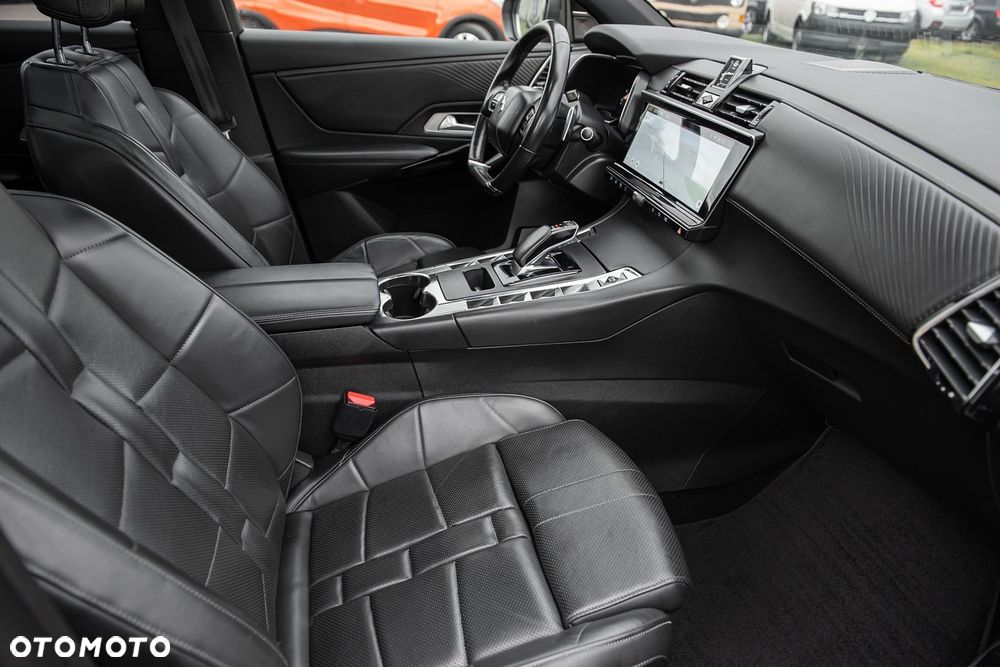 DS Automobiles DS 7 1.6 E-Tense Performance Line + - 34