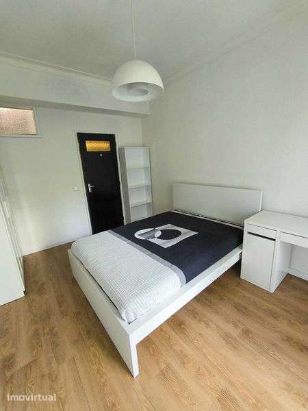 Arrendo T2 em bonfim (24 de Agosto), totalmente remodelado e equipado. - Grande imagem: 5/12