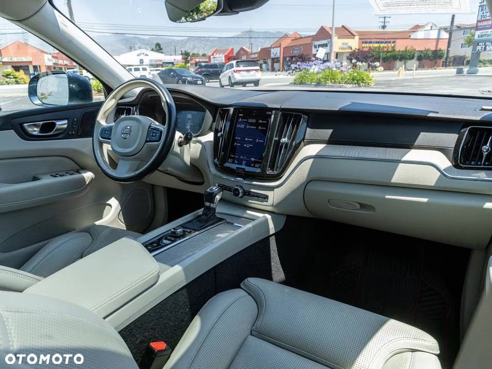 Volvo XC 60 T5 Geartronic Inscription - 26