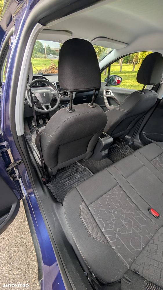 Peugeot 2008 PureTech 82 Active - 12
