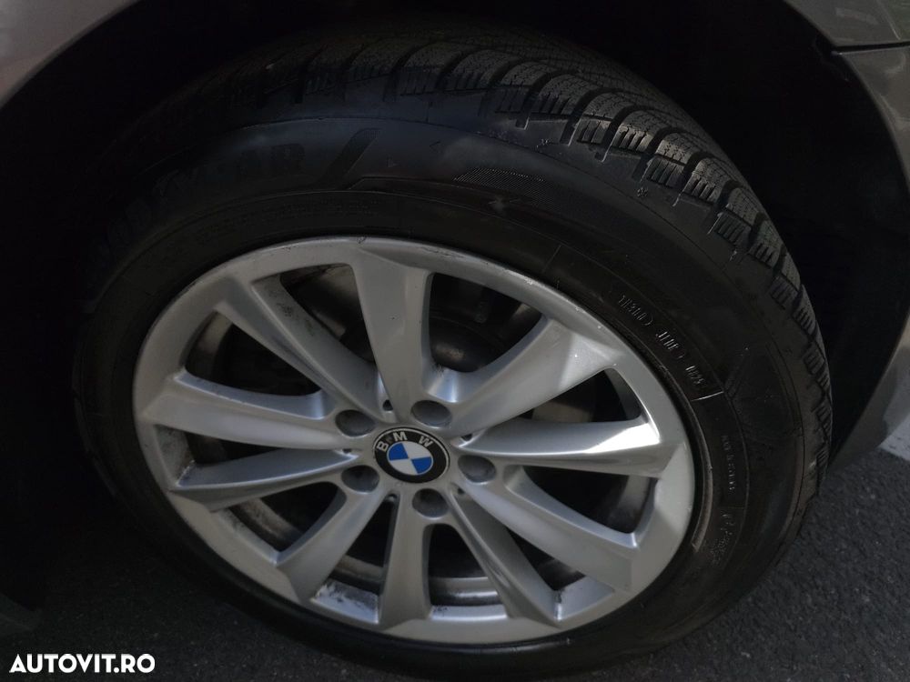 BMW Seria 5 520d Aut. Modern Line - 22