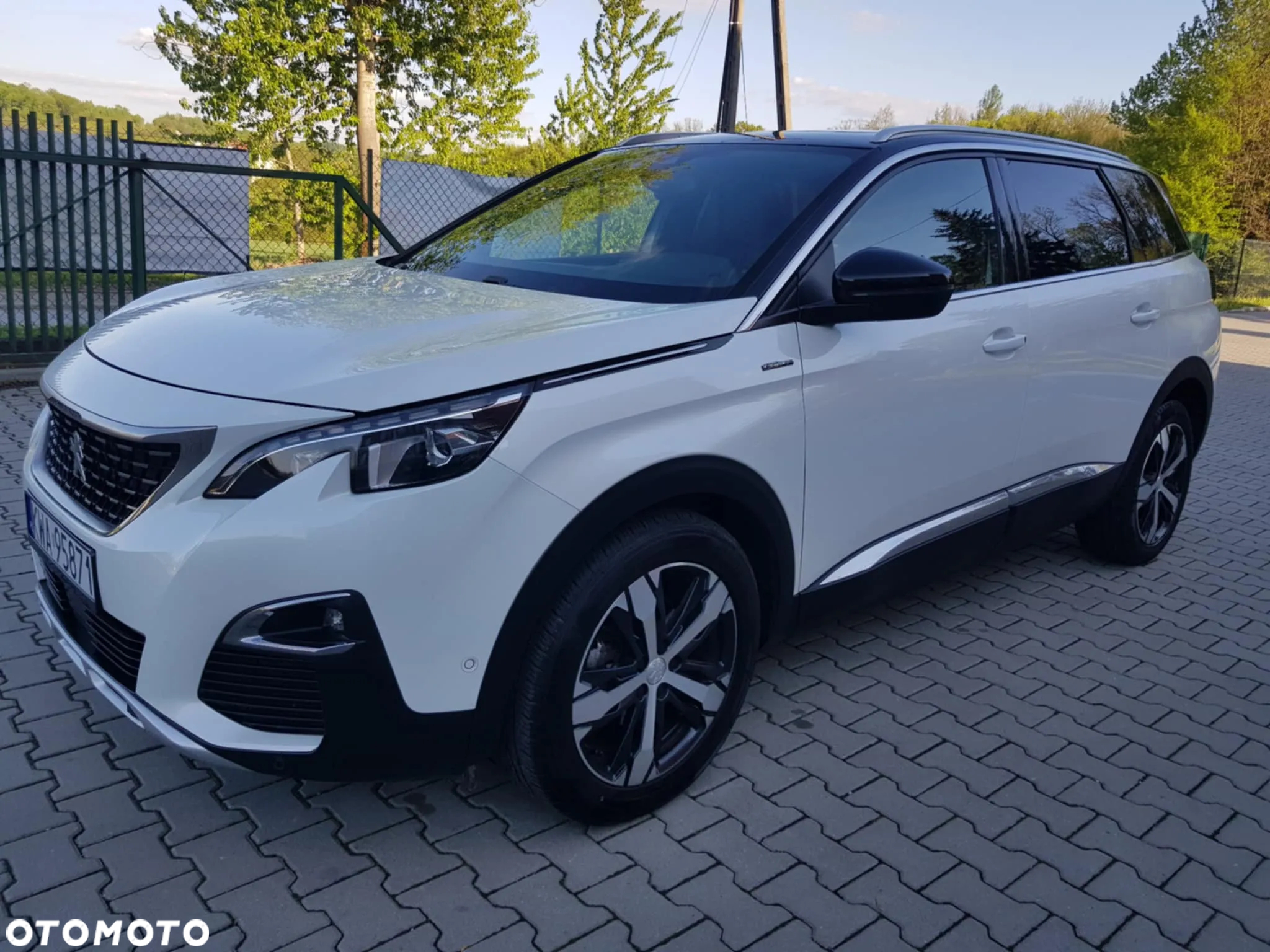 Peugeot 5008 - 3