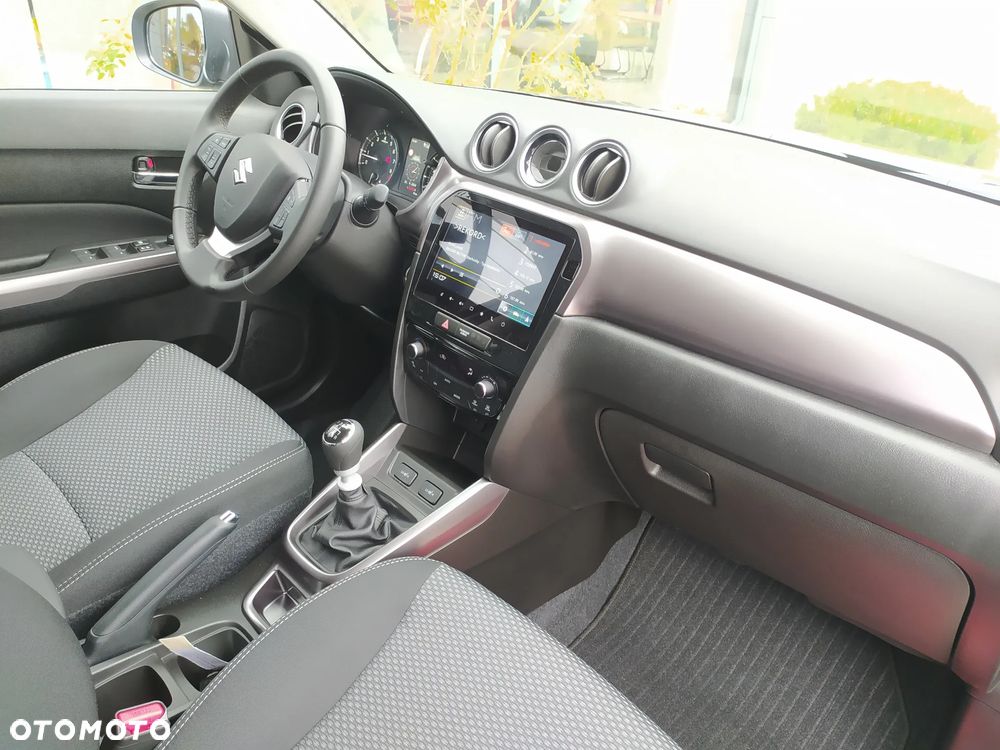 Suzuki Vitara 1.4 Boosterjet mHEV Premium Plus 2WD - 19