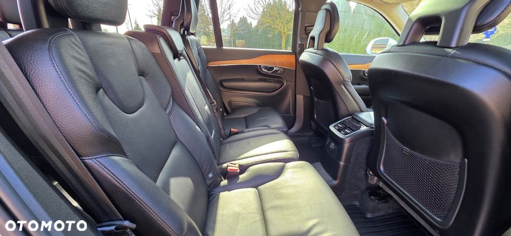 Volvo XC 90 T8 AWD Recharge Geartronic Inscription - 36