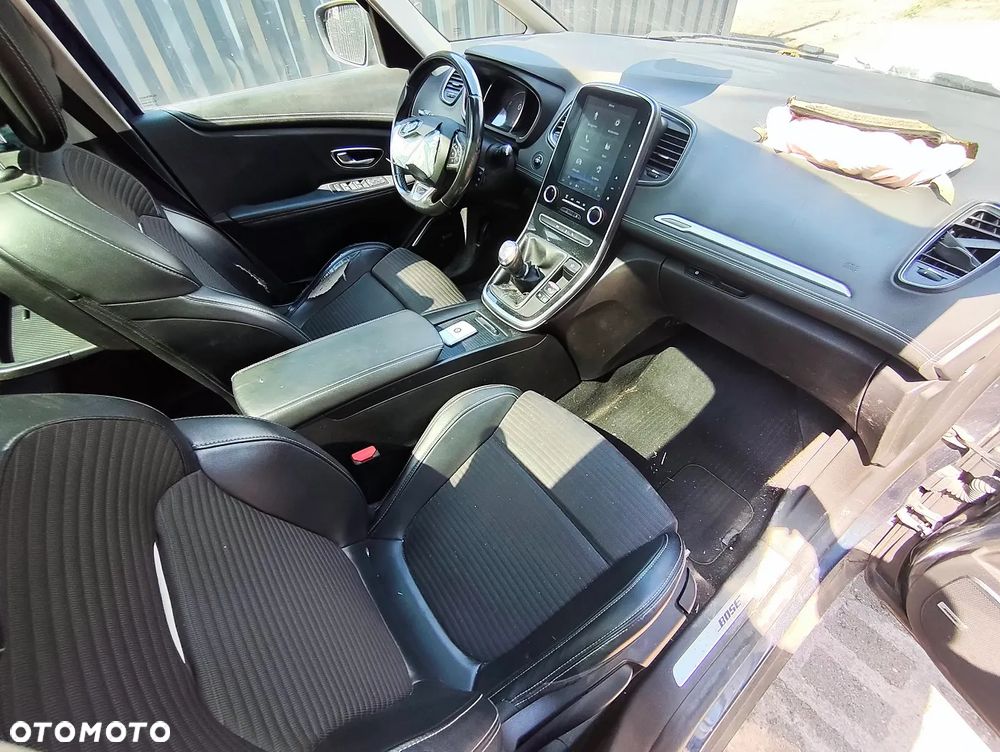 Renault Grand Scenic ENERGY dCi 130 BOSE EDITION - 6