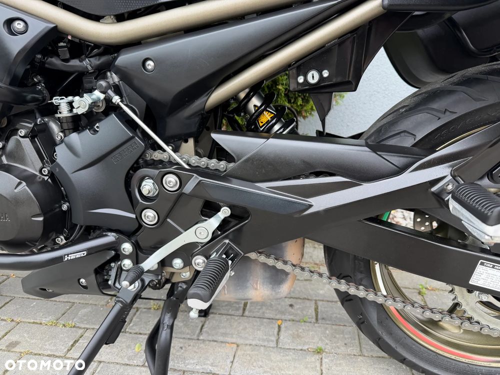 Yamaha XJ - 35