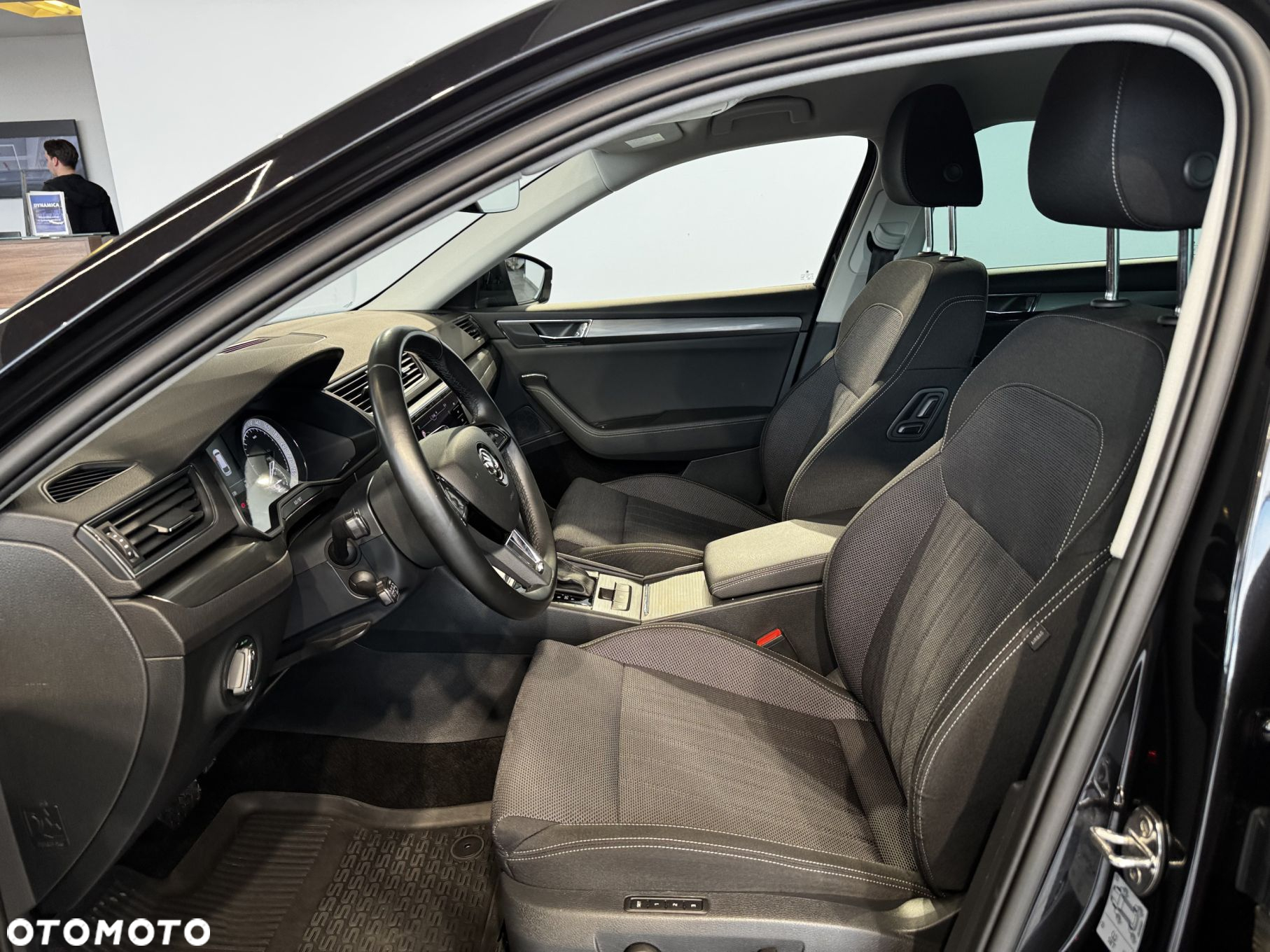 Skoda Superb - 17