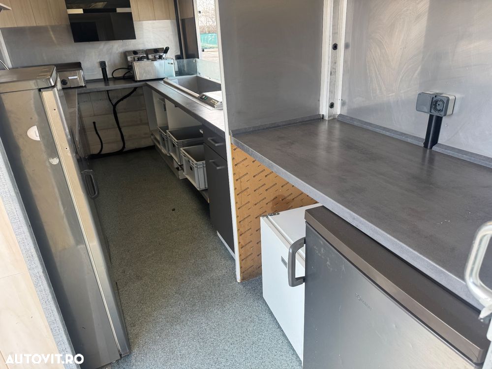 Mercedes-Benz Sprinter - 18