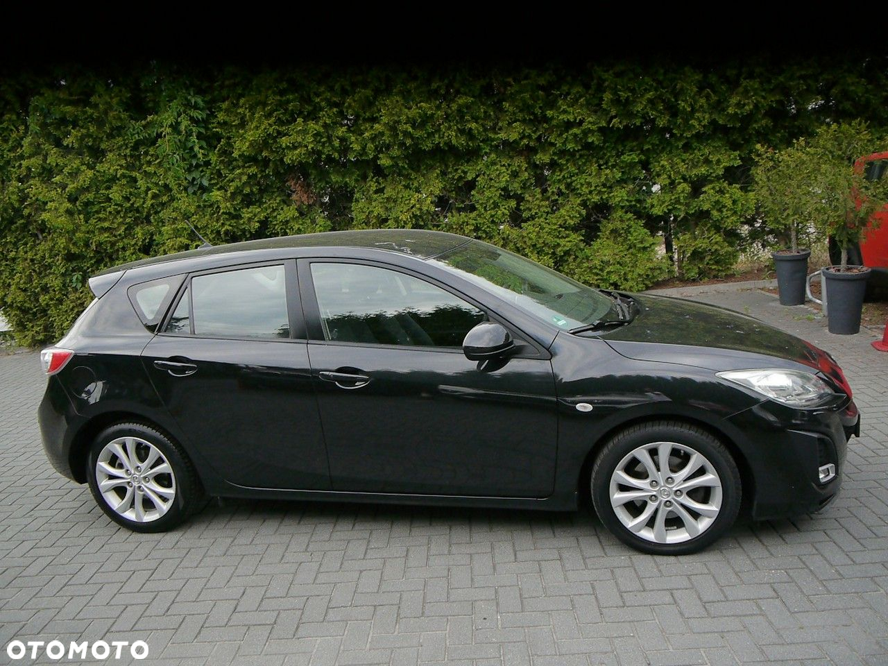Mazda 3 2.0 Exclusive + - 10