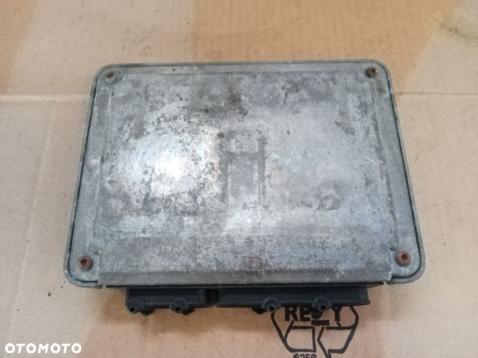 Komputer sterownik silnika Skoda Octavia I 1.9 TDI 038906018BC - 3