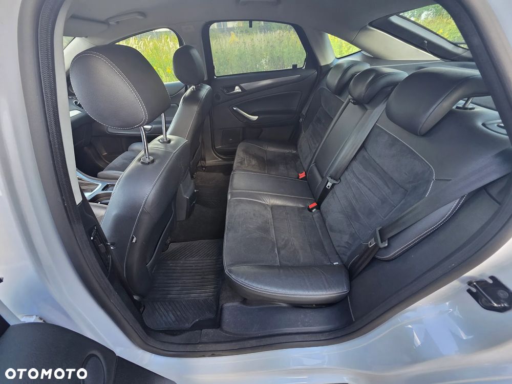 Ford Mondeo 2.0 T Titanium MPS6 - 11