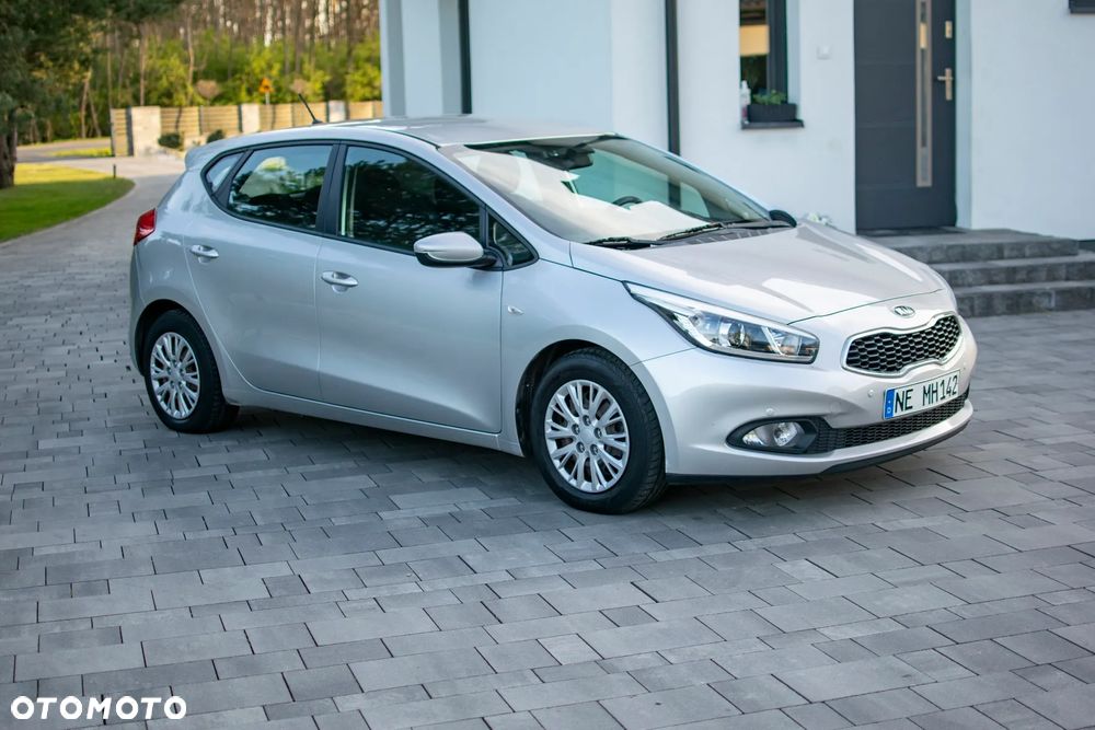 Kia Ceed - 15