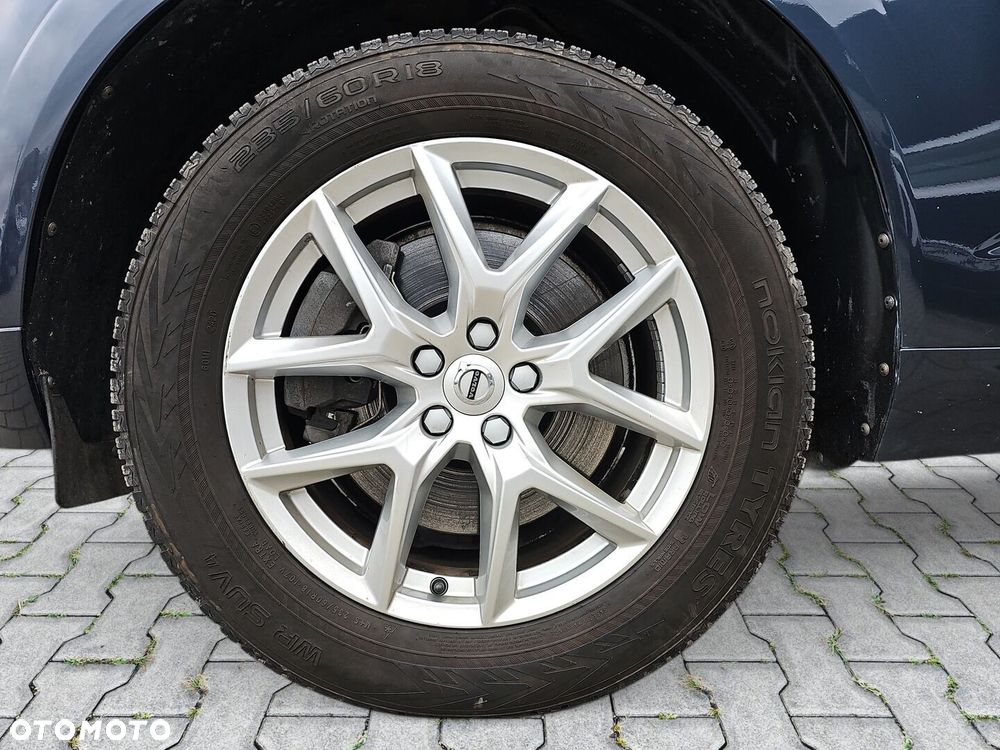Volvo XC 60 B4 D AWD Momentum Pro - 14